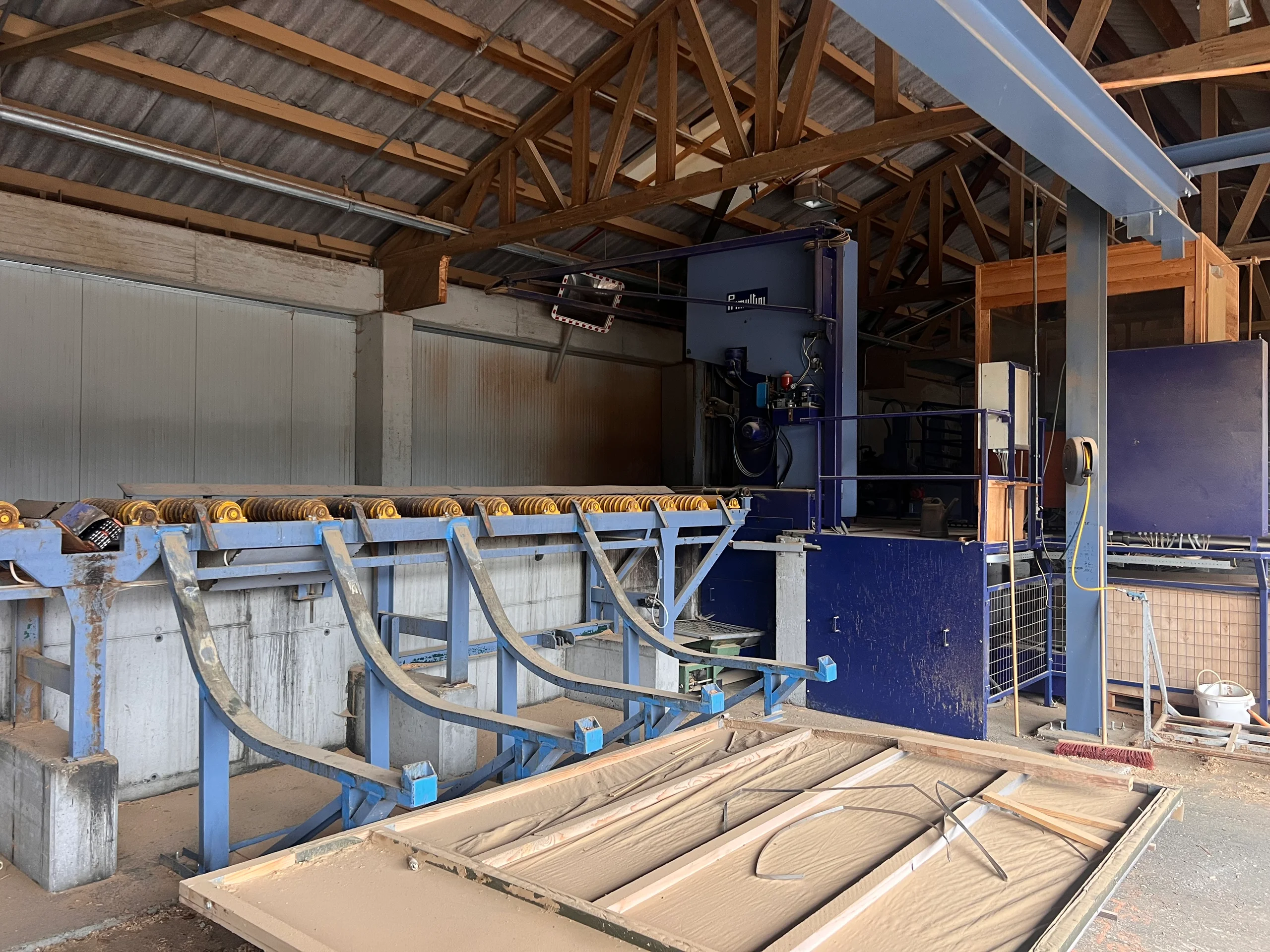 Scie à ruban pour gros bois