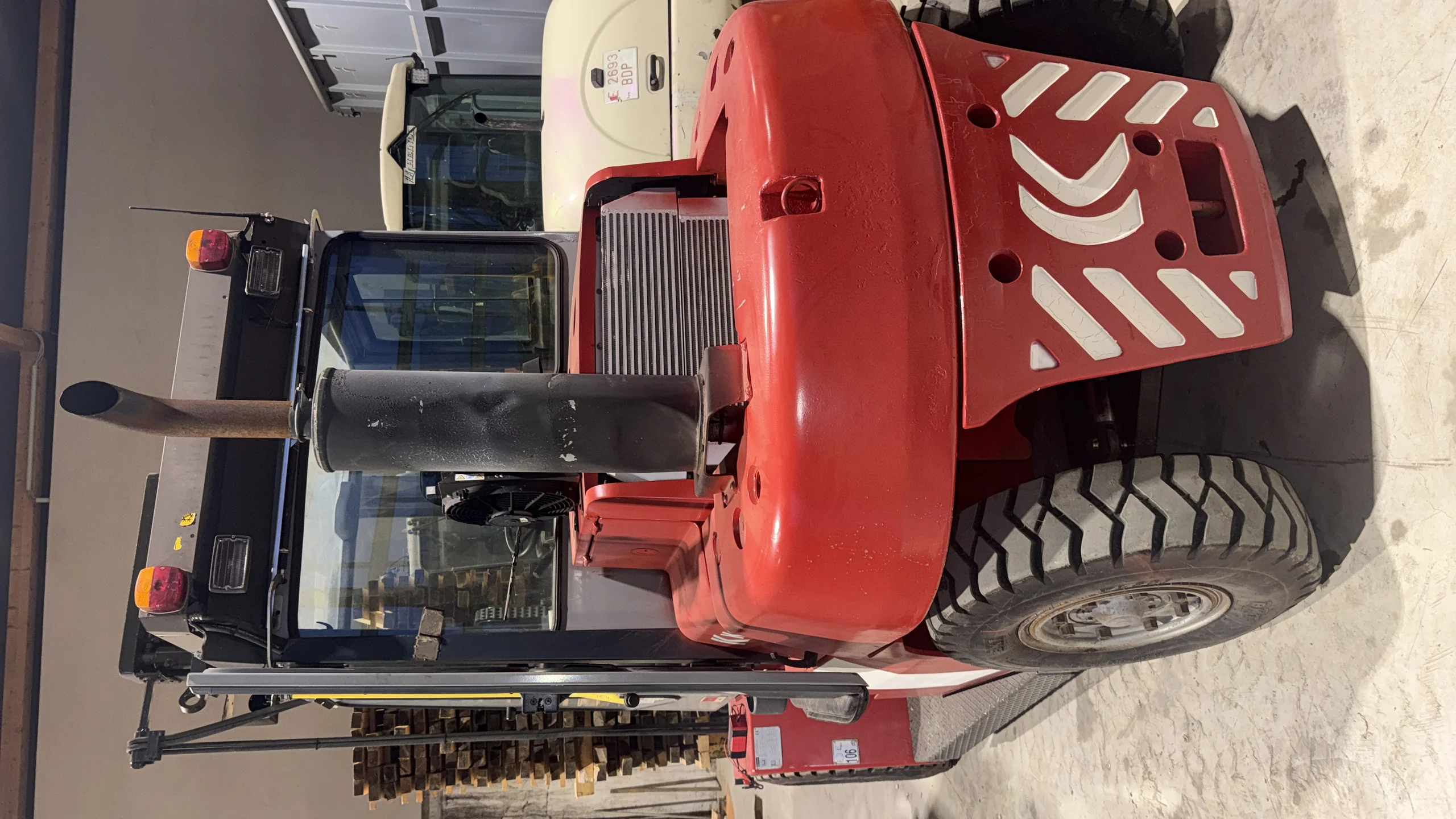 Chariot élévateur frontal KALMAR DCE 60-6 - Image 7